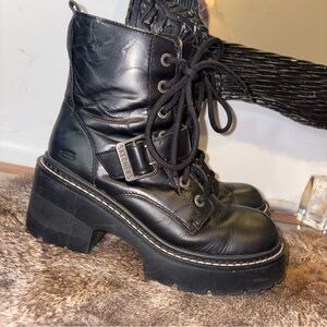Skechers Women's Black Leather chunky combat Boots size 7